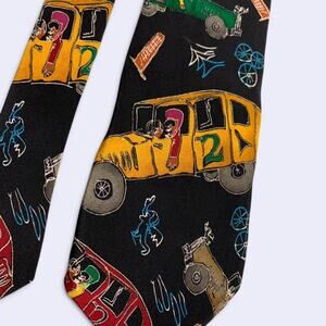 Vintage artwork tie black and